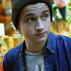 Lucas robert