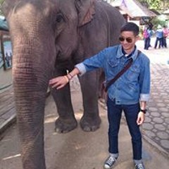 Poohriwat Surintachai