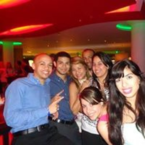 Stream Gamaliel Guzman Listen to Dream Builders 1 playlist online for