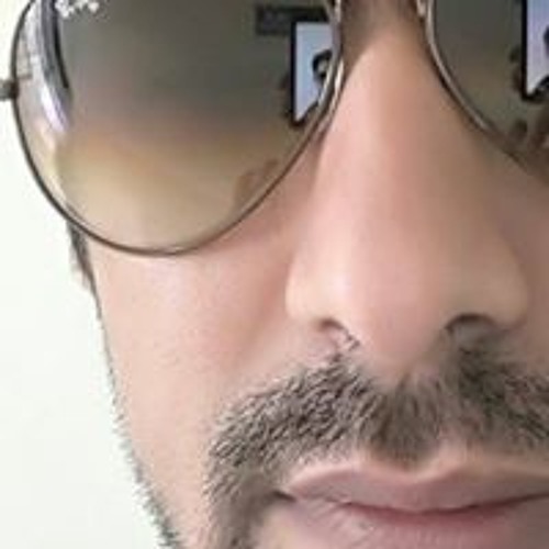 Naqib Khan’s avatar