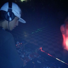 DJ CROSS