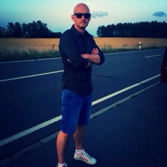 DJ R3DFORT