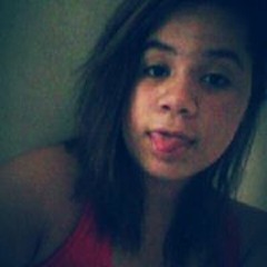 Anna Claudia Menezes