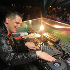 Dj Maxy
