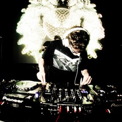 Ant On Decks