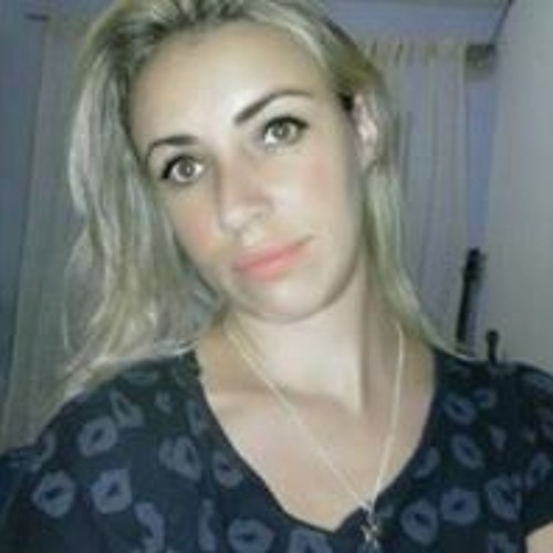 Leila Neves’s avatar