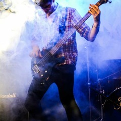 Local Immigrants - Luna