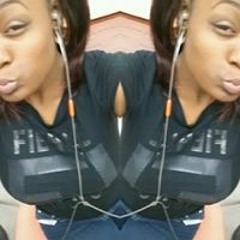 Sëlf Mådë Røyãl Dïåmöñds