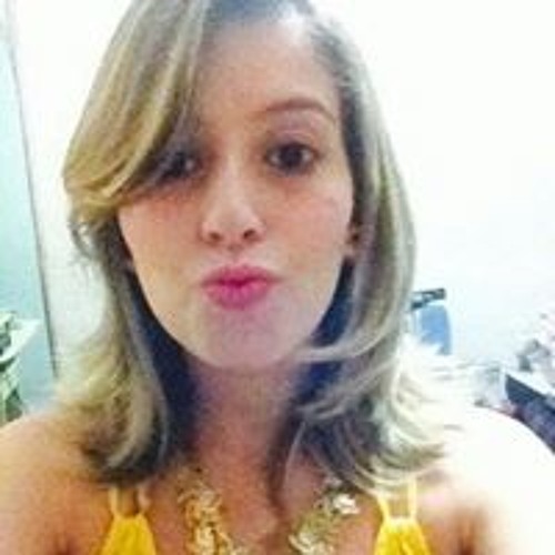 Leticia Faria’s avatar