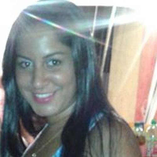 Joyce Oliveira’s avatar