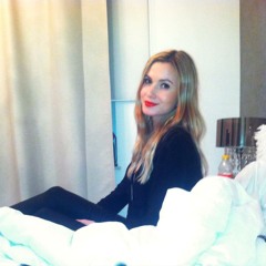 Alina Go