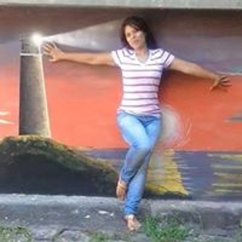 Vanessa Ayala’s avatar