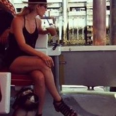 Anna Schneider-Mayerson