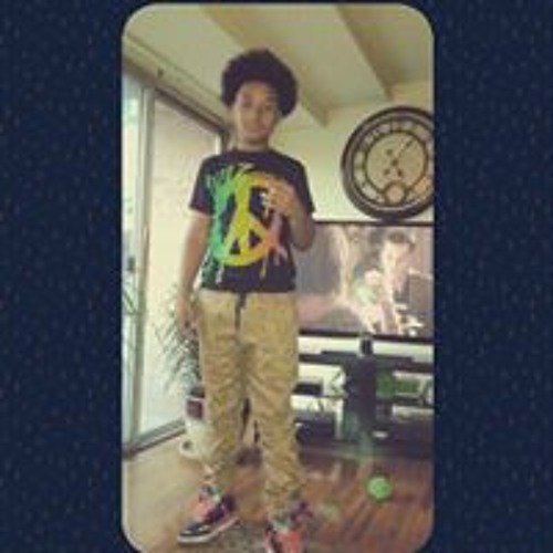 Younq Aaron’s avatar