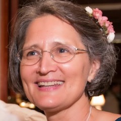 Suzanne Dicker