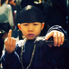YUNG DAC BIET
