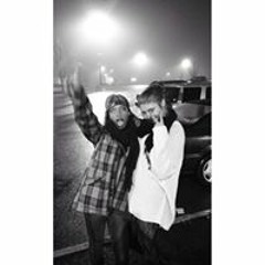 Max Asia Simone Saunders