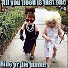 Andrea Mackanich Govaeea