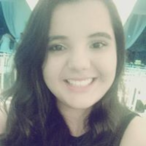 Júlia Alves’s avatar