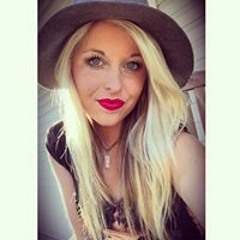 Julia Theisen
