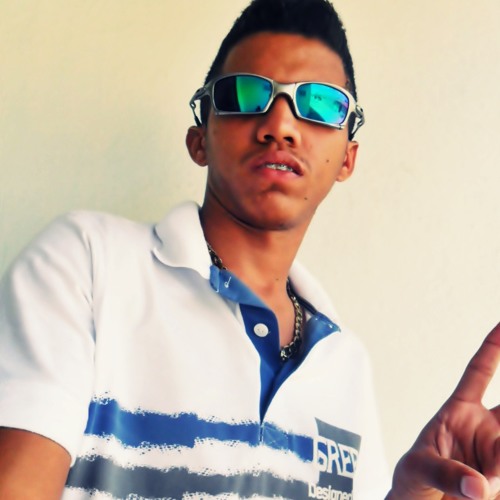 Mc Pikeno & Menor - Os meninos que as meninas gosta