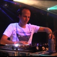 DJ Vinzo