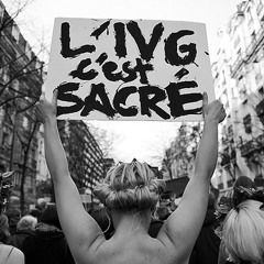 trois-femmes-en-lutte