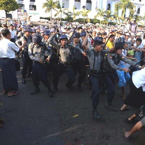 ေဇာ္၀င္းထြဋ္၊ ေလးျဖဴ၊ မ်ိဳးေၾကာ့ျမိဳင္− Rap N Roll