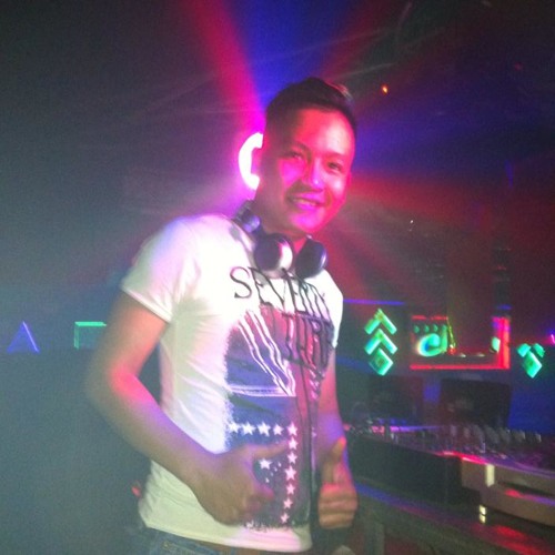 Yeah  - DJ Tin's Remix