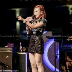 Jacqueline Ng 黄裔媁