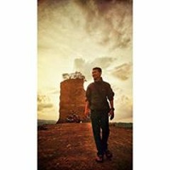 Yulieko Pendaki Lemot