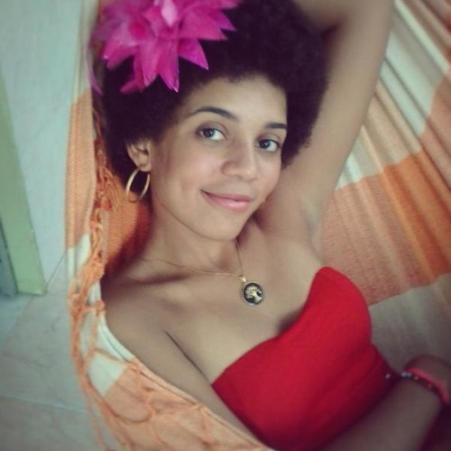 Marcele Santos’s avatar