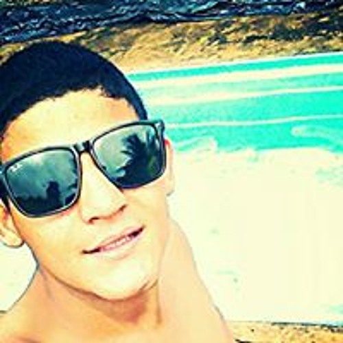 Stream Pedro Fernando music Listen to songs, albums, playlists for