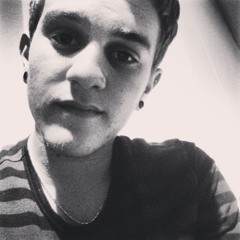Mike Omonoiaa