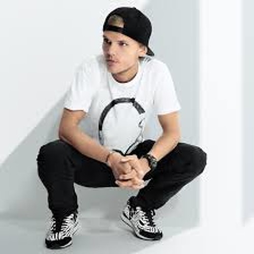 Avicii Adicti To You at Tomorrowland