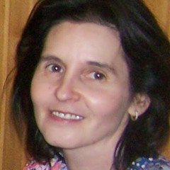 Marika László