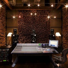 Lawrence Captain Pikes