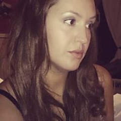 Julie Serpagli Taube