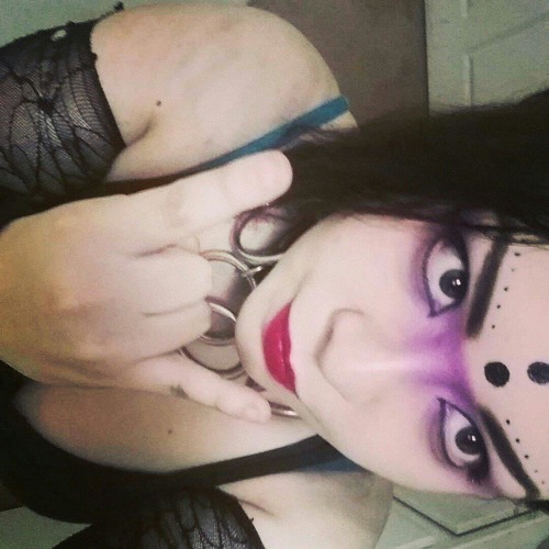 Yola Bravo’s avatar