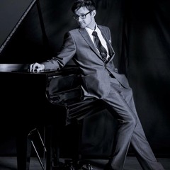 Ashley Mason - Corporate Pianist