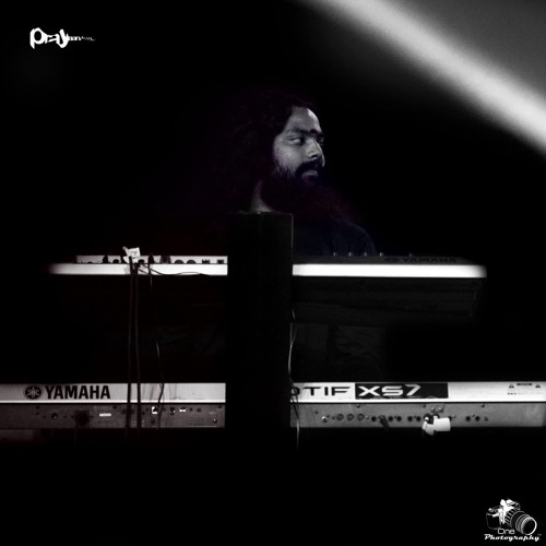 Raavin Nilavin- Vineeth Sreenivasan