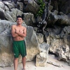 Mhyrik Gil Damien Ruelo