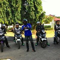 Quiel Flores Deplomo