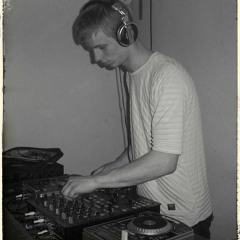 Dj boniO^