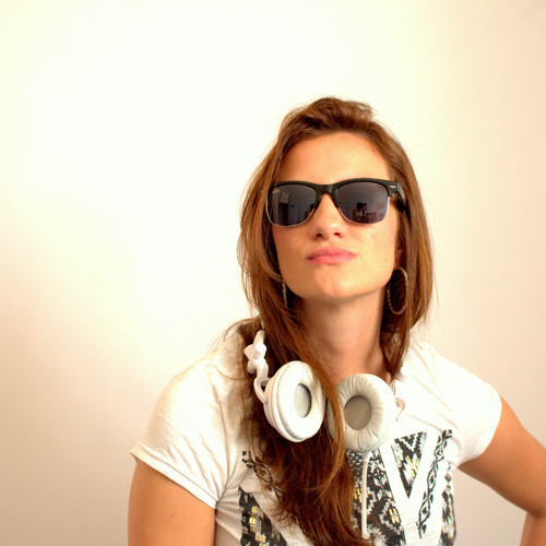 DJsiwmuniz — artist photo
