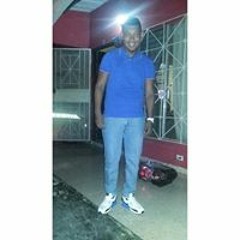 Betito Small