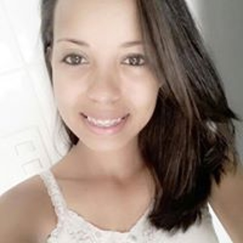 Larissa Oliveira’s avatar