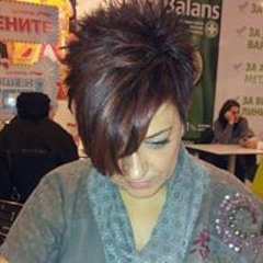 Teuta Gjuladin-Hellon