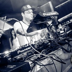 DJ FRESH DOUGGIE