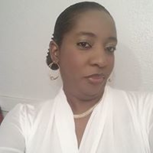 Suzy Kasonga’s avatar